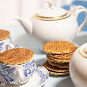 12 Pacotes Stroopwafel Tradicional e Ganhe uma Camiseta Laranja Holandesa!